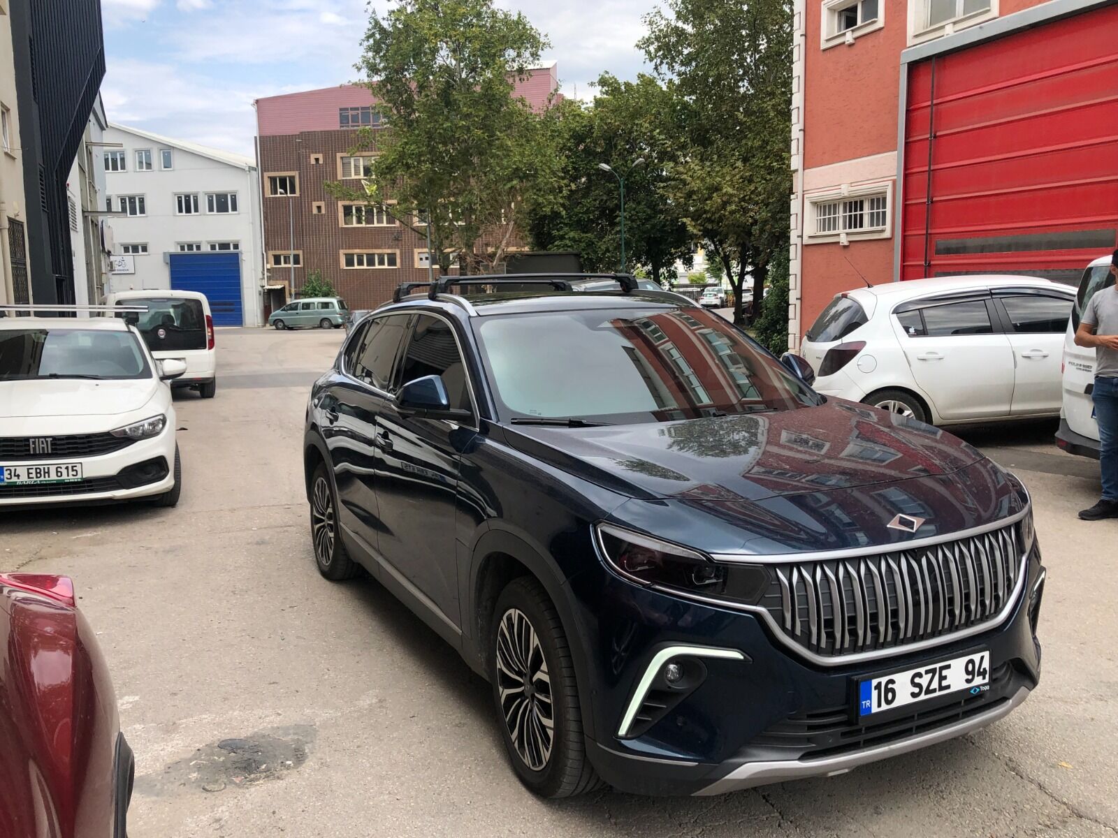 TOGG T10X 2023 2024  ARACA ÖZEL ARA ATKI SİYAH