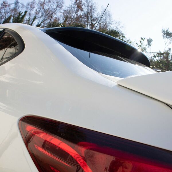 OPEL ASTRA J 2012 2013 2014 2015 2016 2017 ARKA CAM ÜSTÜ SPOYLER SİYAH