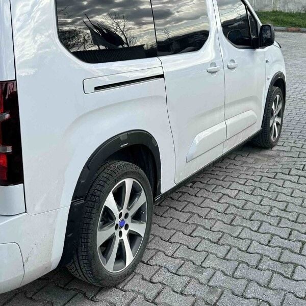 YENİ DOBLO ARACA ÖZEL ÇAMURLUK KAPLAMA DODİK 8 PARÇA 2023 2024 2025 2026