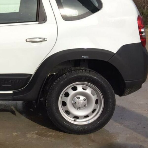 Dacia Duster Çamurluk Dodik 2013-2017 Yılı Arası Yılı Arası 8 Parça SİYAH