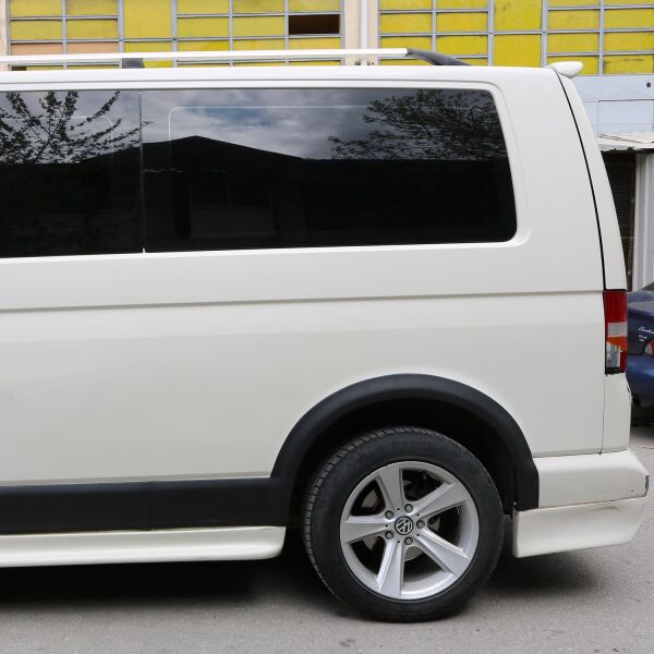 Transporter T5 Kısa Şasi  Çamurluk Ve Kapı Dodikleri Set 11 Parça Sağ Sürgü 2003-2009 SİYAH