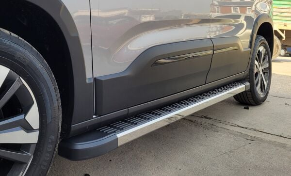 TRANSPORTER T7 KOMBİ UZUN ŞASE YAN BASAMAK 2025 2026 2027 KROM