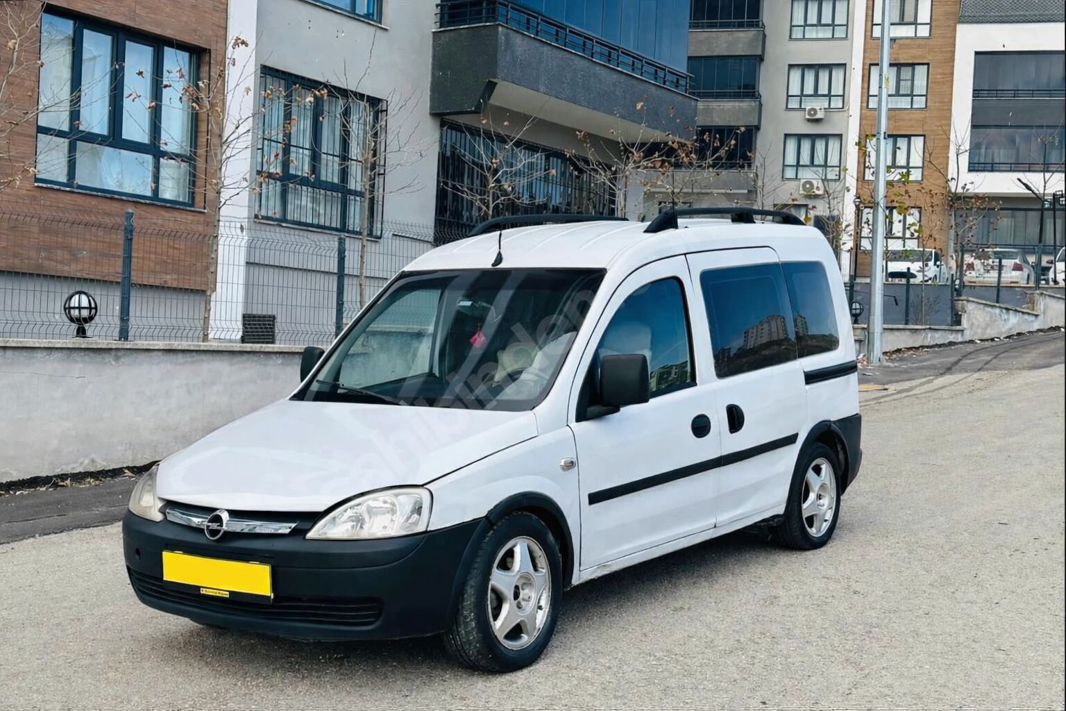 COMBO C * YAPIŞTIRMALI * TAVAN ÇİTASI PORTBAGAJ 2001 2002 2003 2004 2005 2006 2007 2008 2009 2010 2011