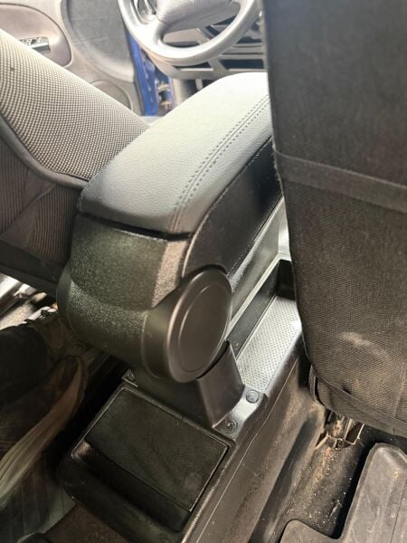 VOLKSWAGEN PASSAT B5 İLE UYUMLU ARACA ÖZEL KOLÇAK KOL DAYAMA 1996 1997 1998 1999 2000