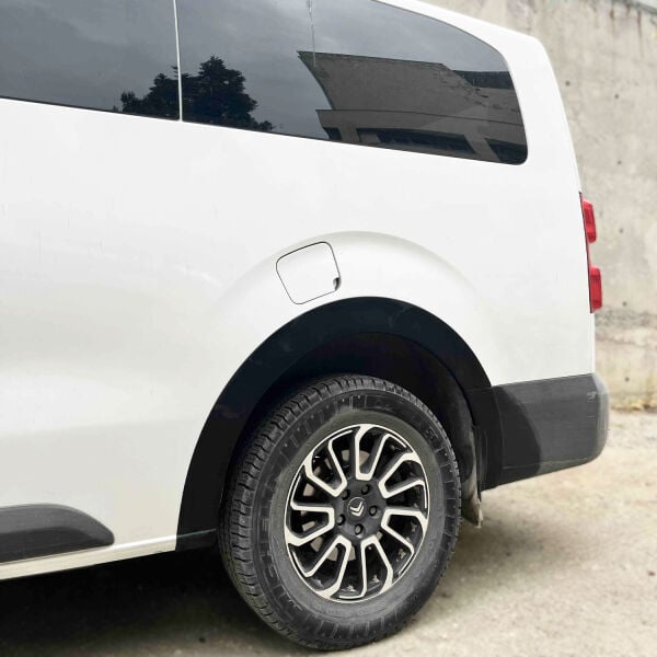 TOYOTA PROACE VERSO İLE UYUMLU ÇAMURLUK DODİK KORUMA KAPLAMA 2024 2025 2026 2027